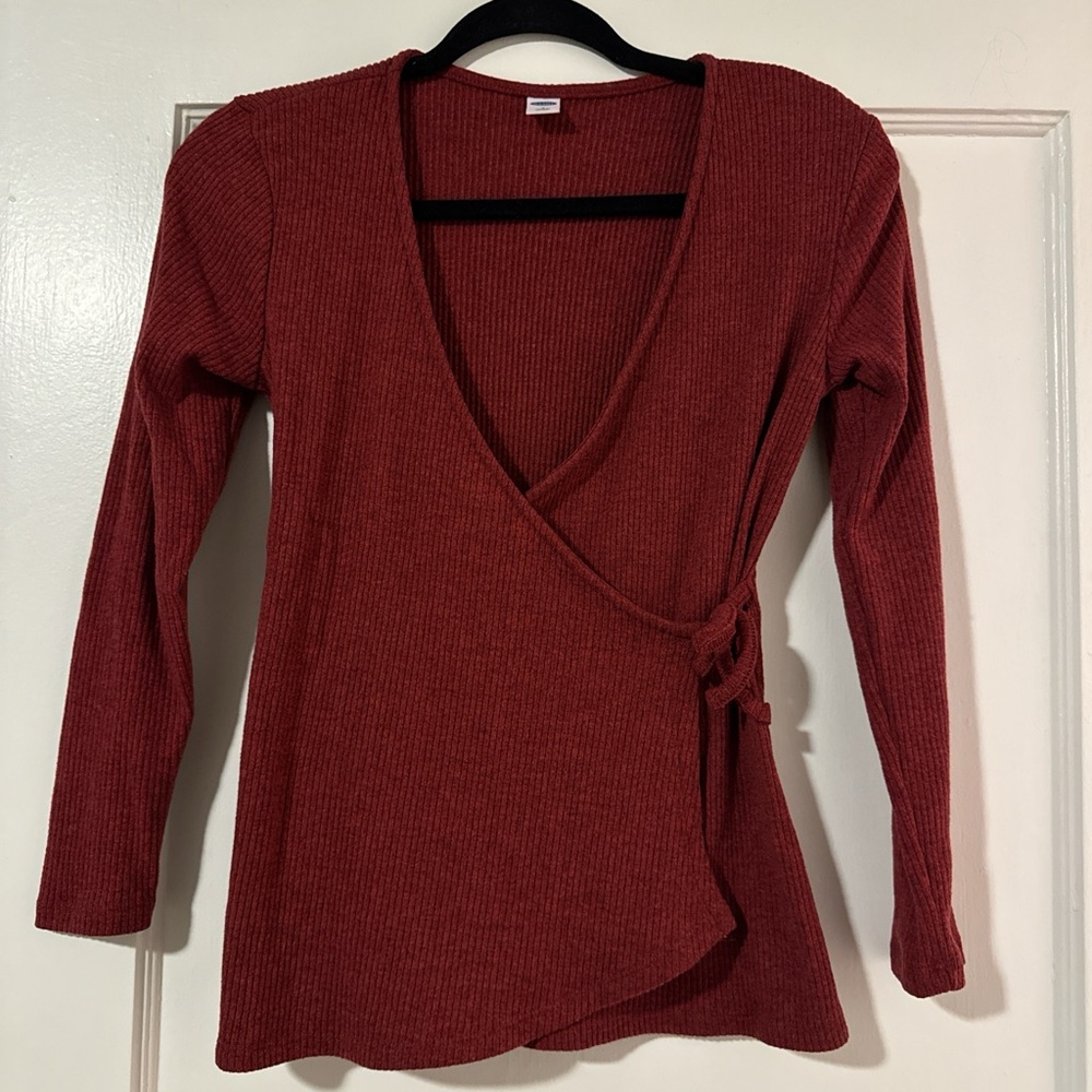 Old Navy Ribbed Tie Front Top